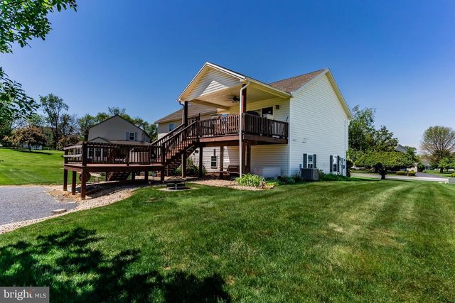 22 COBBLESTONE DRIVE, Carlisle, PA 17015
