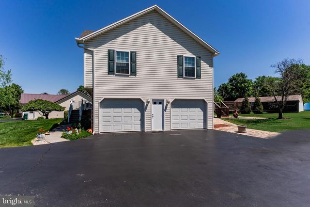 22 COBBLESTONE DRIVE, Carlisle, PA 17015