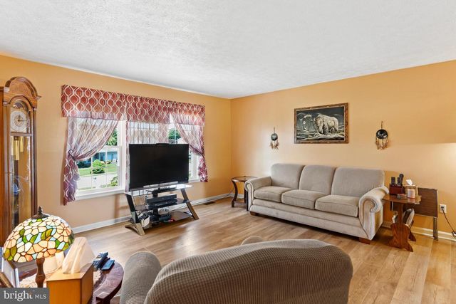 22 COBBLESTONE DRIVE, Carlisle, PA 17015