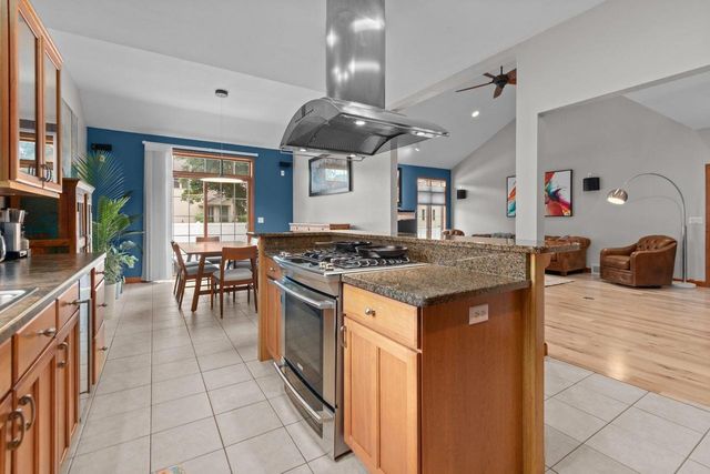 3152 SAVANNA WAY, Green Bay, WI 54311