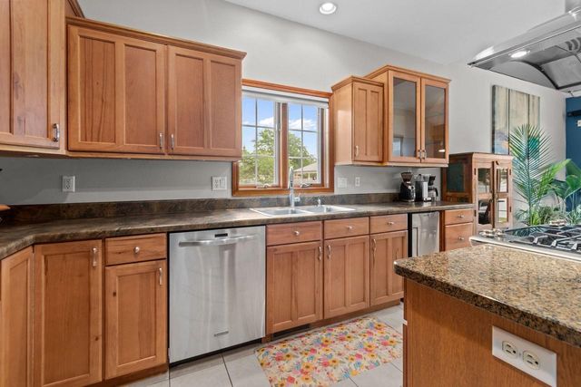 3152 SAVANNA WAY, Green Bay, WI 54311