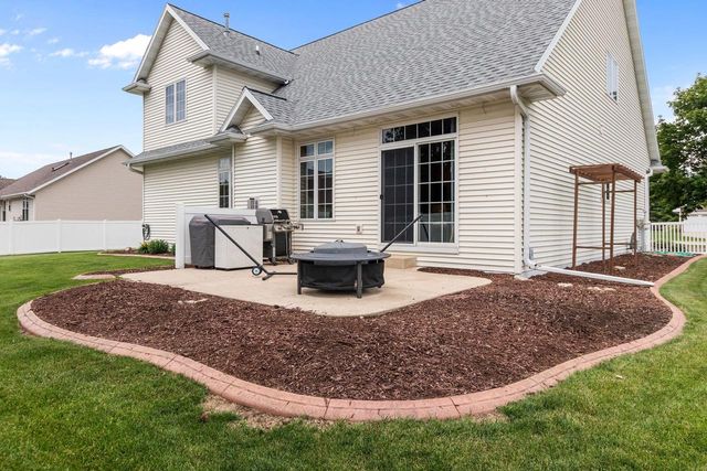 3152 SAVANNA WAY, Green Bay, WI 54311