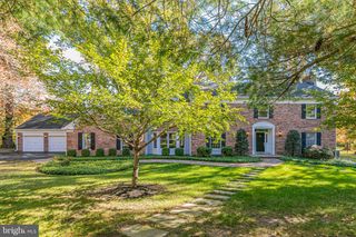 8 WINFIELD RD, Princeton, NJ 08540