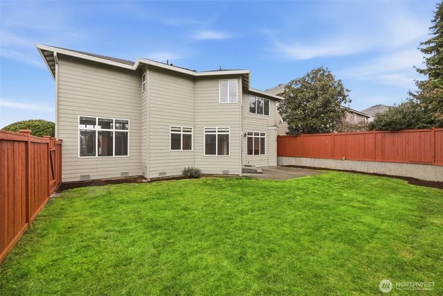 2005 NE 35th Place, Renton, WA 98056