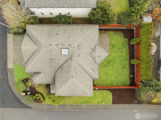 2005 NE 35th Place, Renton, WA 98056