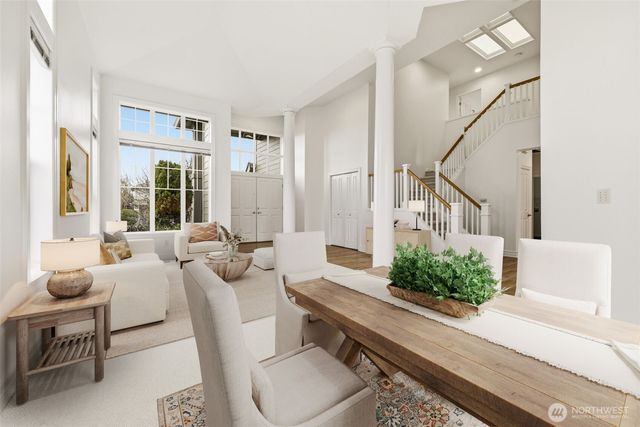 2005 NE 35th Place, Renton, WA 98056