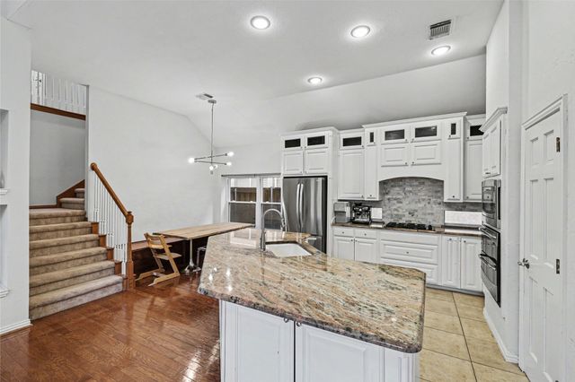 18711 Tall Oak Drive, Dallas, TX 75287
