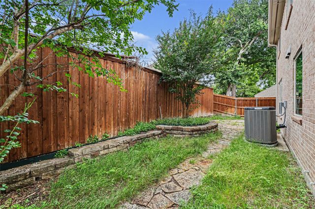 18711 Tall Oak Drive, Dallas, TX 75287