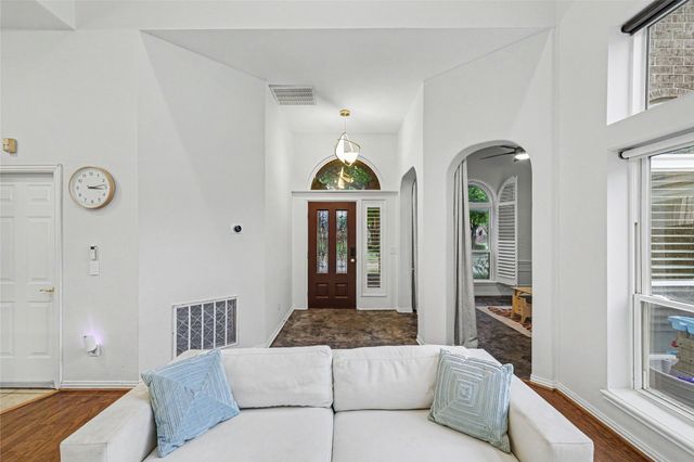 18711 Tall Oak Drive, Dallas, TX 75287