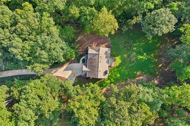 195 Sable Pointe Drive, Milton, GA 30004
