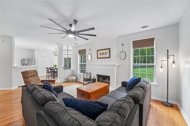 195 Sable Pointe Drive, Milton, GA 30004