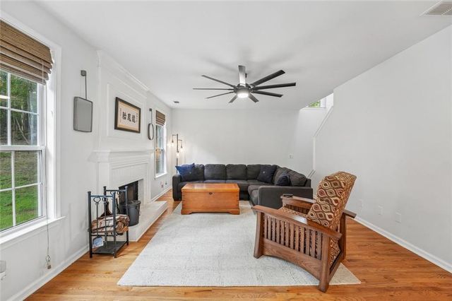 195 Sable Pointe Drive, Milton, GA 30004