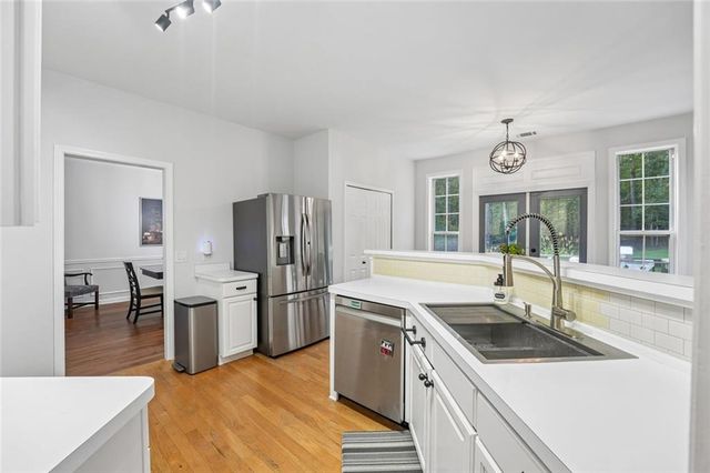 195 Sable Pointe Drive, Milton, GA 30004