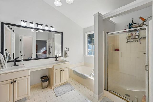195 Sable Pointe Drive, Milton, GA 30004