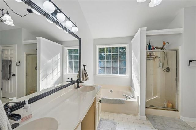 195 Sable Pointe Drive, Milton, GA 30004