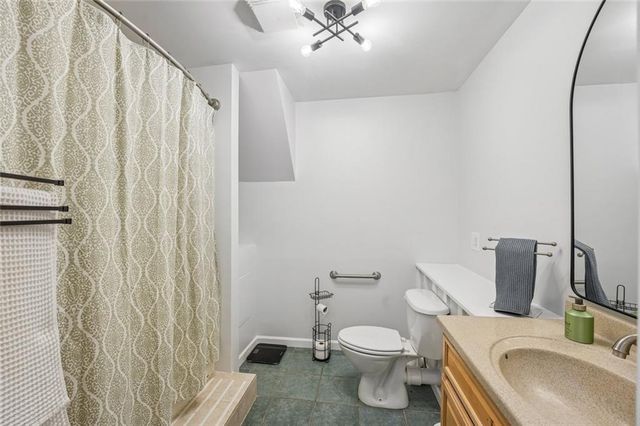 195 Sable Pointe Drive, Milton, GA 30004