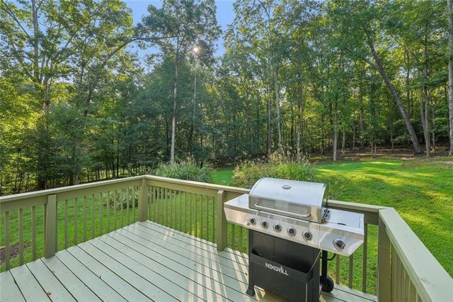 195 Sable Pointe Drive, Milton, GA 30004