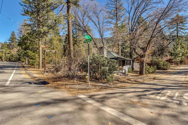 25740 Fir Street, Idyllwild, CA 92549