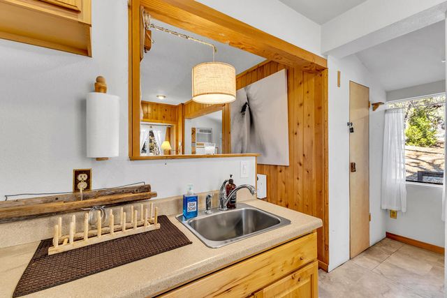 25740 Fir Street, Idyllwild, CA 92549