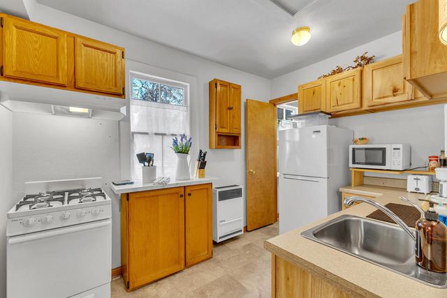 25740 Fir Street, Idyllwild, CA 92549
