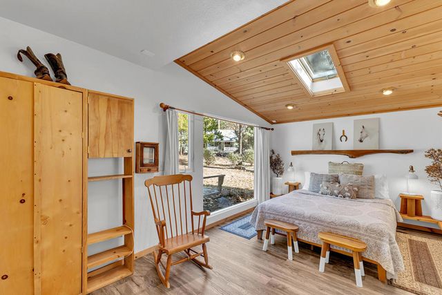 25740 Fir Street, Idyllwild, CA 92549