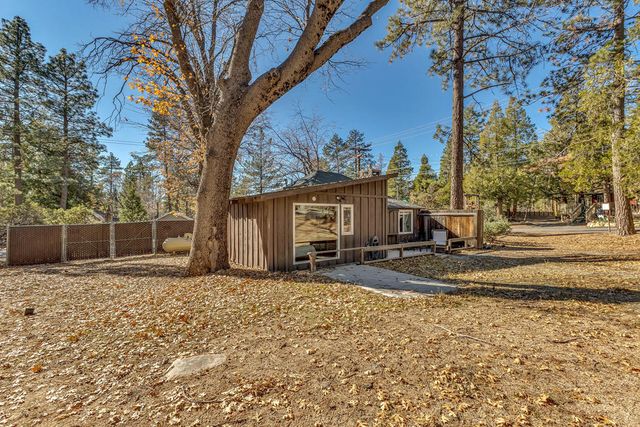 25740 Fir Street, Idyllwild, CA 92549