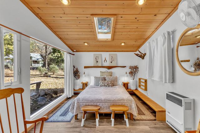 25740 Fir Street, Idyllwild, CA 92549