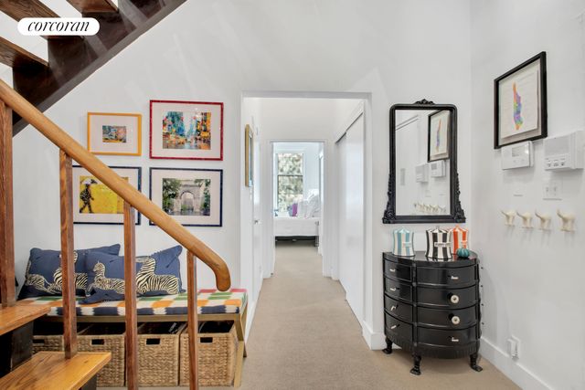 35 W 11TH Street, New York City, NY 10011