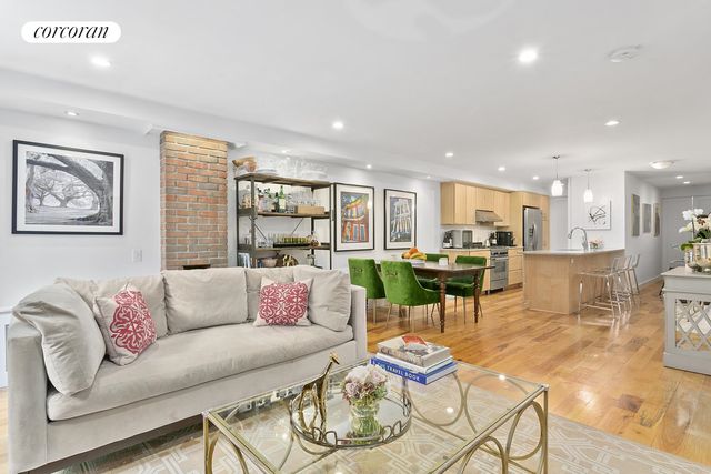 35 W 11TH Street, New York City, NY 10011