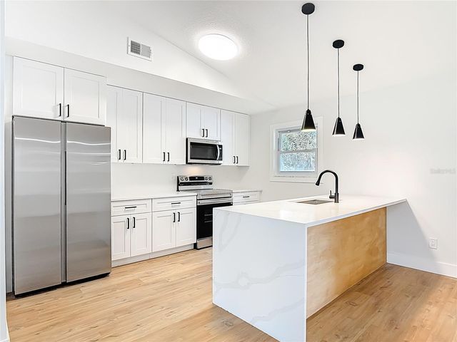 2320 CITRUS AVENUE, South Daytona, FL 32119