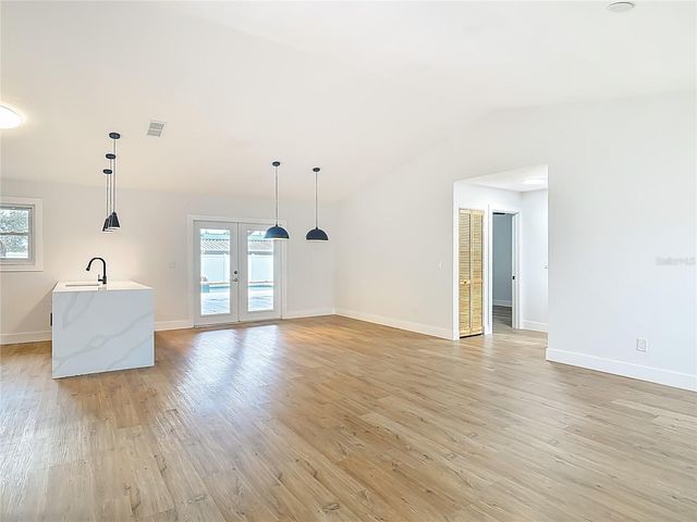 2320 CITRUS AVENUE, South Daytona, FL 32119