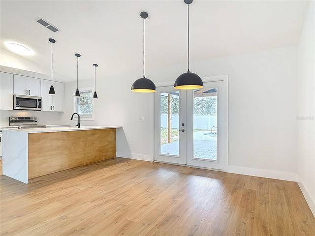 2320 CITRUS AVENUE, South Daytona, FL 32119