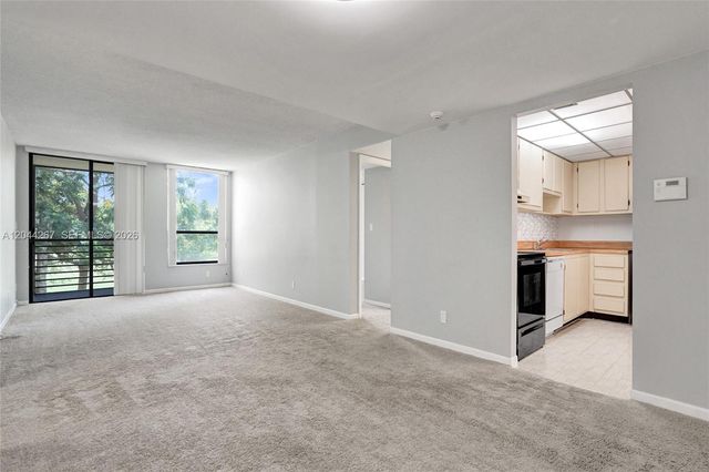 7850 W Mcnab Road 210, Tamarac, FL 33321