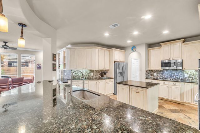 1622 Beau Rivage, Conroe, TX 77304