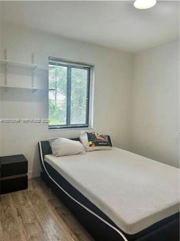 12040 N Miami Avenue, North Miami, FL 33168