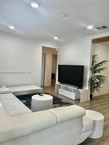 12040 N Miami Avenue, North Miami, FL 33168