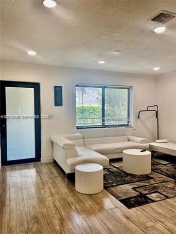 12040 N Miami Avenue, North Miami, FL 33168