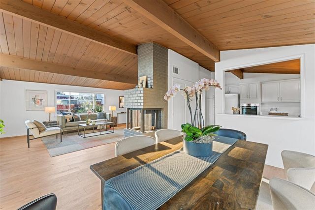 3266 Knowland Ave, Oakland, CA 94619