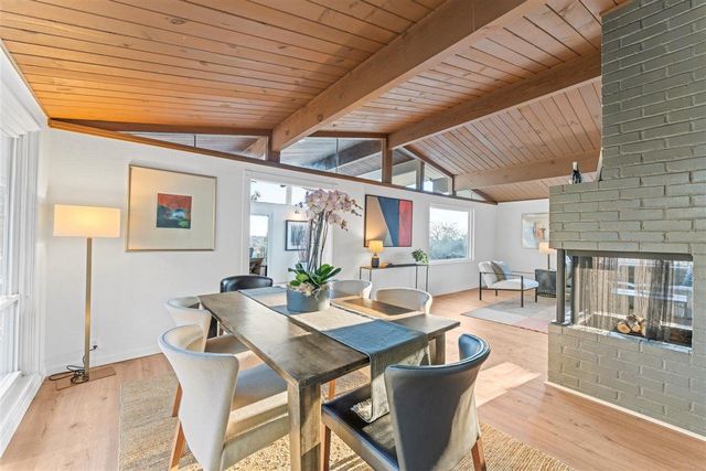 3266 Knowland Ave, Oakland, CA 94619