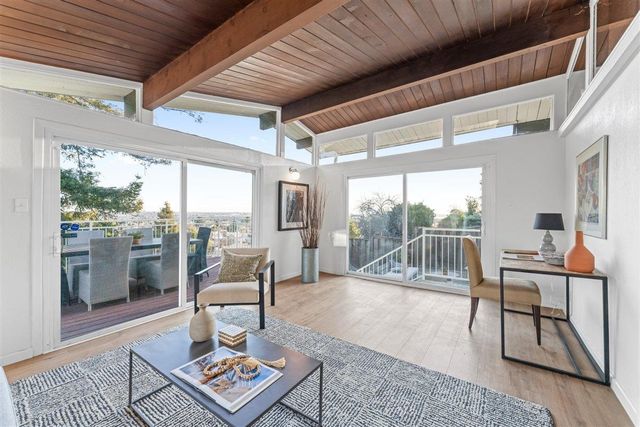 3266 Knowland Ave, Oakland, CA 94619