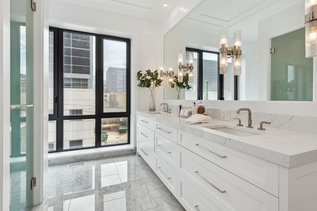 116 N Willard Court 301, Chicago, IL 60607