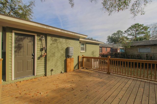 1087 Bexley Street, North Charleston, SC 29405