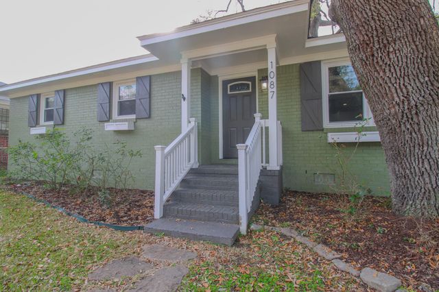 1087 Bexley Street, North Charleston, SC 29405