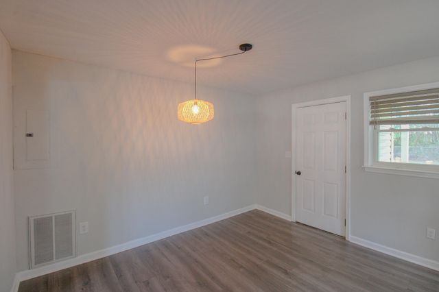 1087 Bexley Street, North Charleston, SC 29405