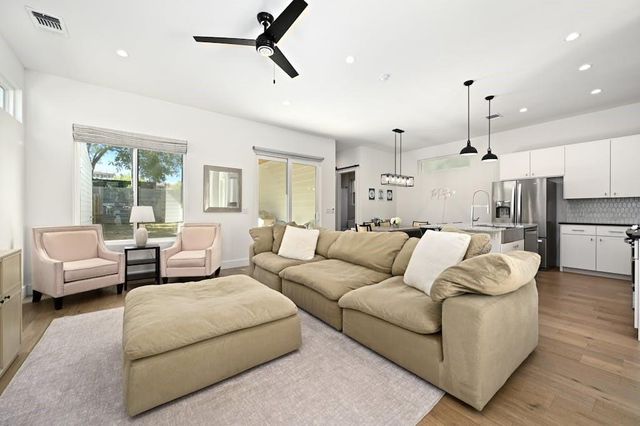 5212 Huisache ST 2, Austin, TX 78751