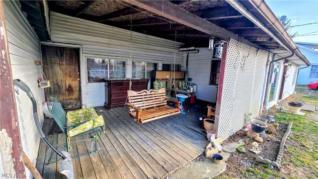 1301 Ridgeway Avenue, Parkersburg, WV 26101