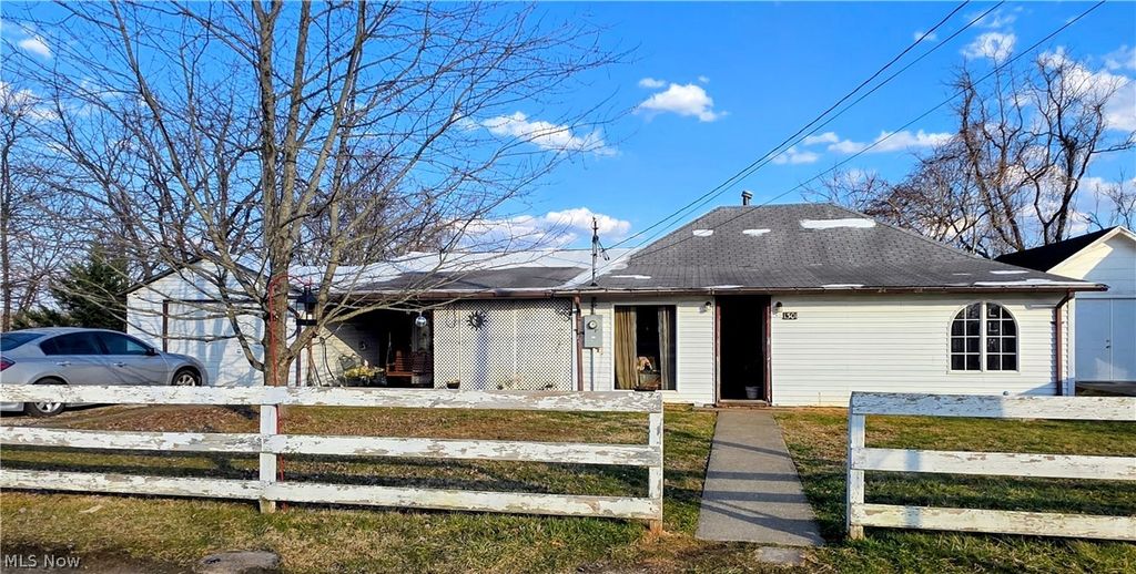 1301 Ridgeway Avenue, Parkersburg, WV 26101