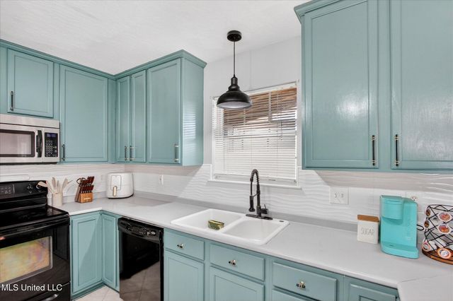 16047 S April Drive, Gulfport, MS 39503