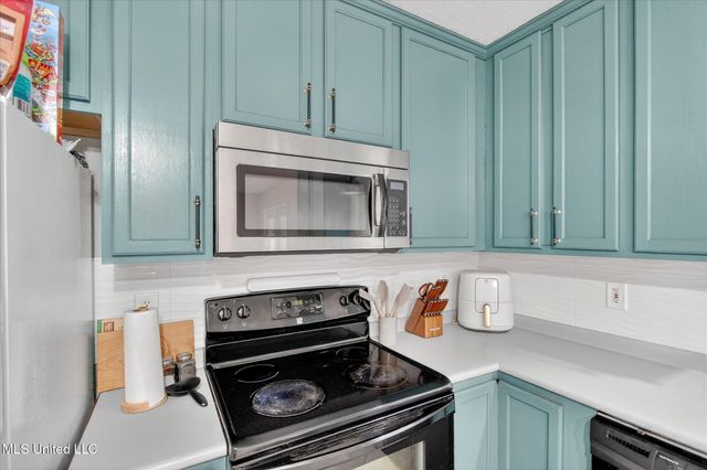 16047 S April Drive, Gulfport, MS 39503