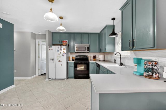 16047 S April Drive, Gulfport, MS 39503